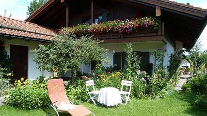 Ferienwohnung für 2 Personen, mit Balkon und Garten am Hopfensee