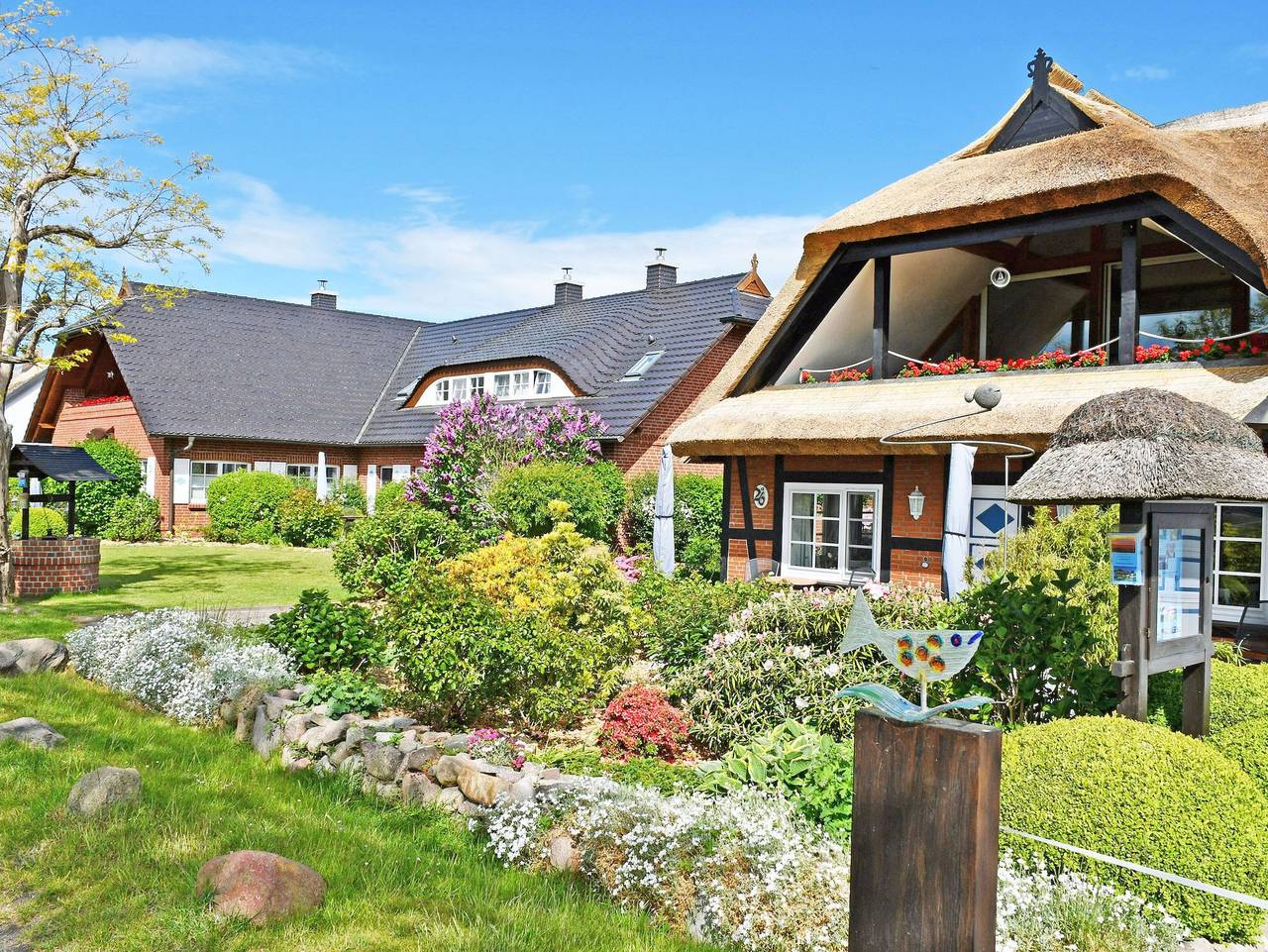 Ganze Ferienwohnung, Schöne Ferienwohnungen mit Terrasse/Balkon u. Sauna in Middelhagen, Mönchgut