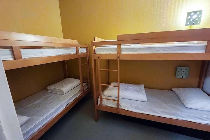 Gîte pour 8 personnes, avec piscine à Lélex - 3