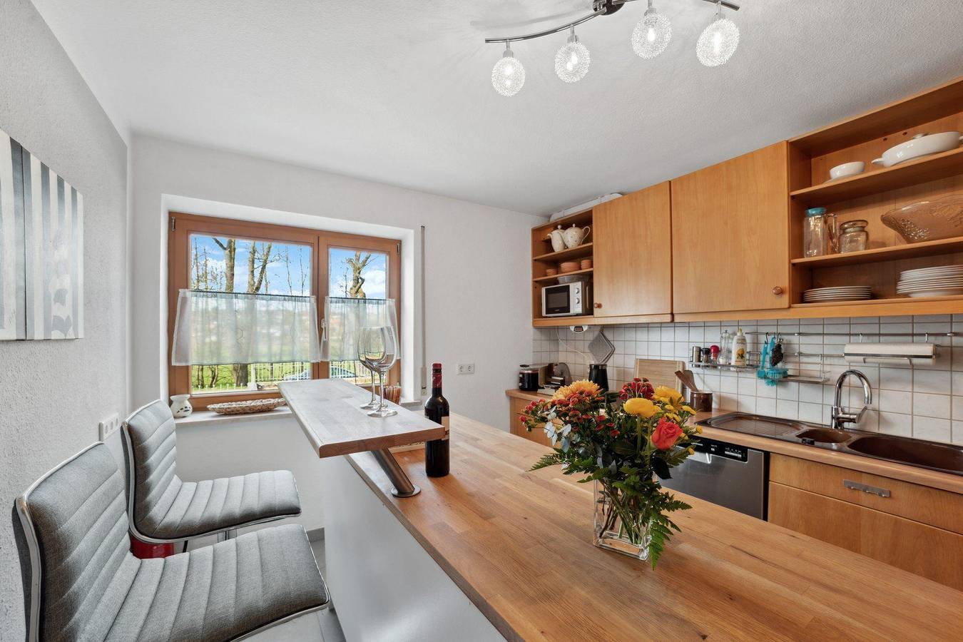 Appartement de vacances entier, Holiday flat with private entrance and Wlan in Wilhermsdorf, Romantische Straße