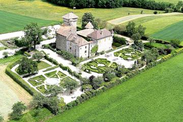 Chambre d’hôte pour 4 personnes, avec jardin à Brenthonne