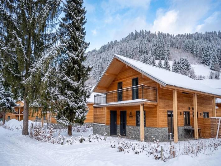 Chalet für 6 Personen, mit Balkon und Garten sowie Sauna
