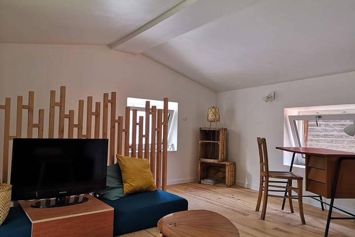 Maison de vacances pour 3 personnes, avec Balcon ainsi que Terrasse et Jardin