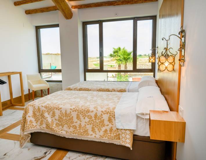 Alojamiento y desayuno para 2 personas, con jacuzzi en Provincia de Huesca