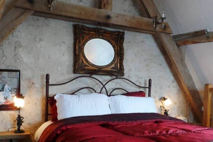 Gîte pour 2 personnes, avec piscine et terrasse ainsi que jacuzzi et jardin à Bars - 2