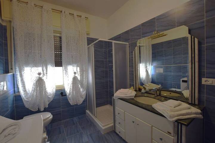 Appartamento intero, B&b sul corso, Reggio Calabria in Reggio di Calabria, Provincia di Reggio Calabria