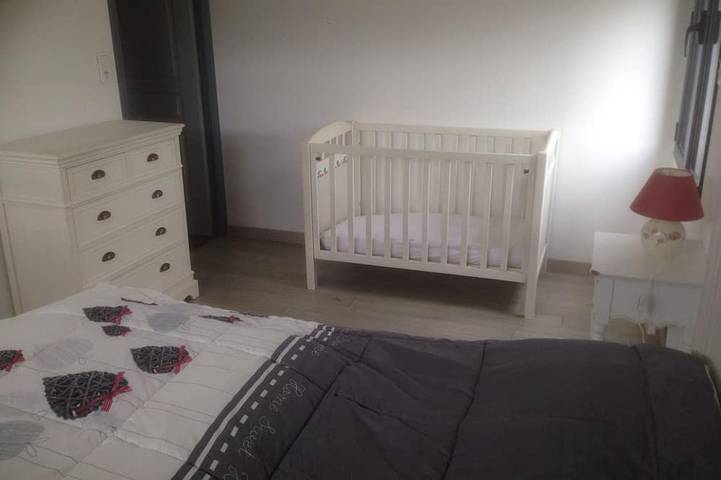 Location de vacances pour 6 personnes, avec balcon et jardin à Beauvoir - 3