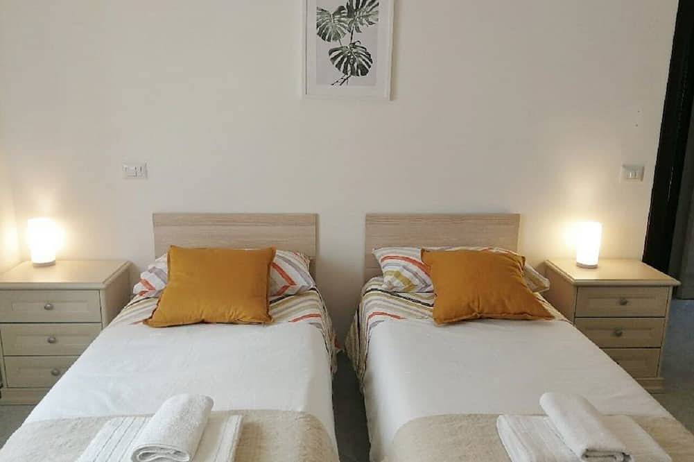Ganze Wohnung, - Sunset Penthouse - Panorama-Penthouse mit Meerblick - Resort mit Swimmingpool in Pizzo, Vibo Valentia Provinz