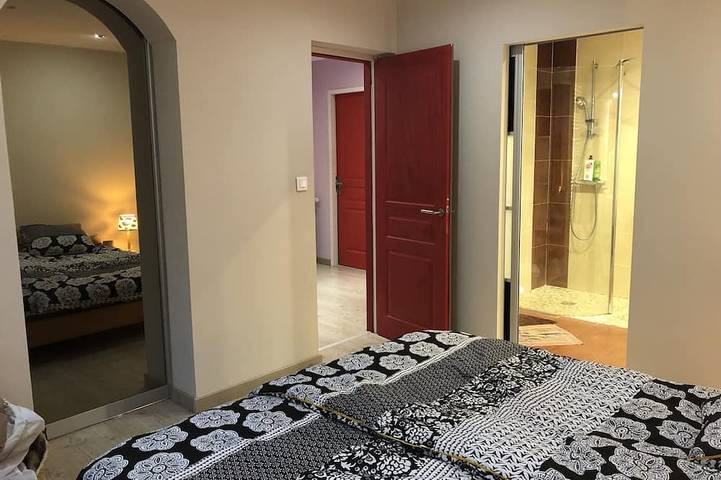 Location de vacances pour 8 personnes, avec jardin et terrasse, animaux acceptés à Saint-Mathieu-de-Tréviers - 3