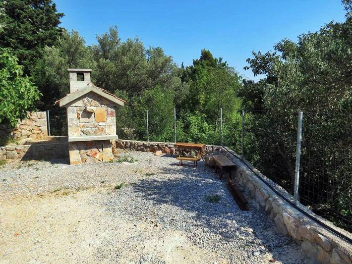 Ferienhaus für 4 Personen mit Terrasse in Starigrad, Zadar