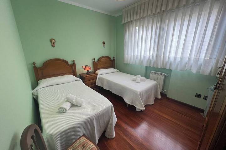 House in Llanes ideal for vacations or family getaways or with friends. in Llanes, Côte Cantabrique