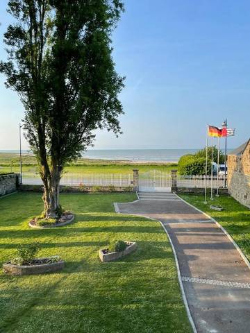 Maison d’hôte pour 2 personnes, avec jardin et vue à Le Vivier-sur-Mer