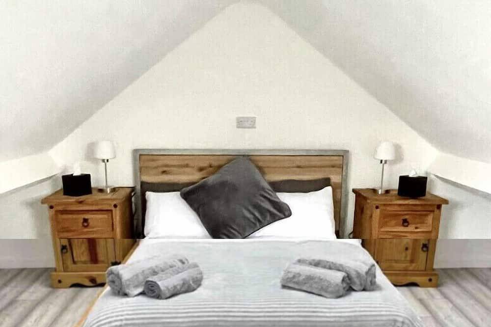 Spectacular 4 Bedroom Sea View New Residential Home in Bangor, Snowdonia