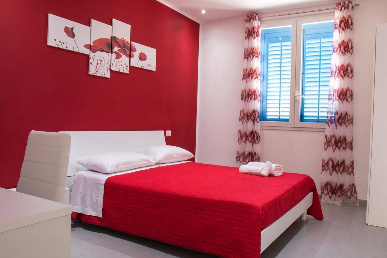 Large Double Room in Castelluzzo, San Vito Lo Capo