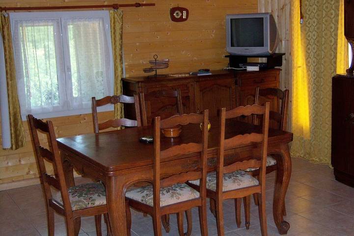 Location de vacances pour 6 personnes à Saint-Privat-du-Dragon