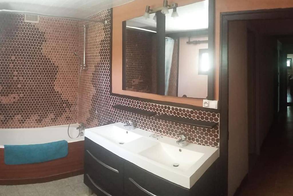 Appartement entier, Maison grande piscine près Montauban 82 Quercy in La Salvetat-Belmontet, Tarn-et-Garonne
