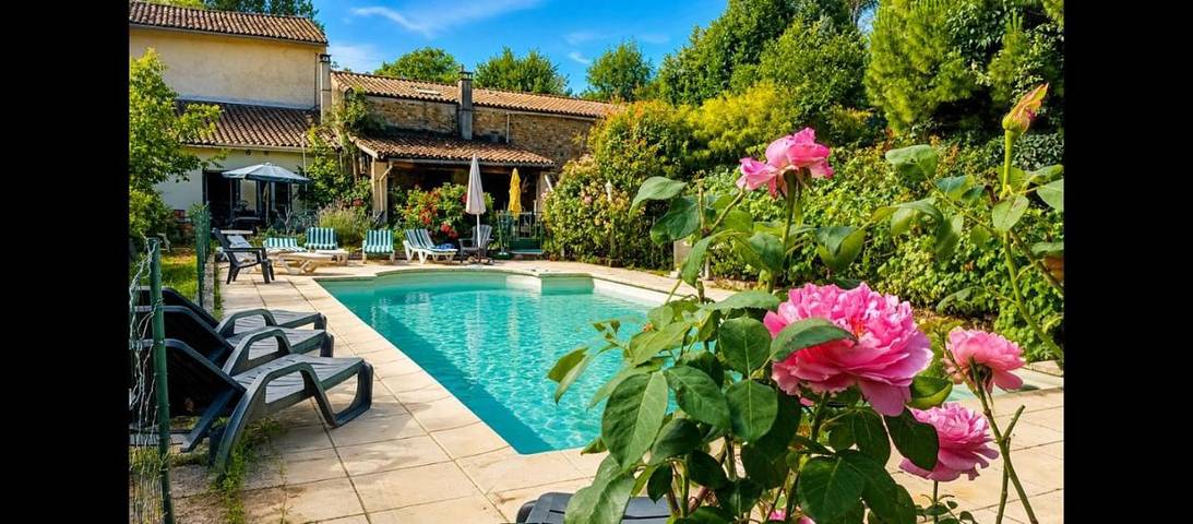Appartement de vacances pour 2 personnes, avec Terrasse et Jardin ainsi que Piscine et Sauna