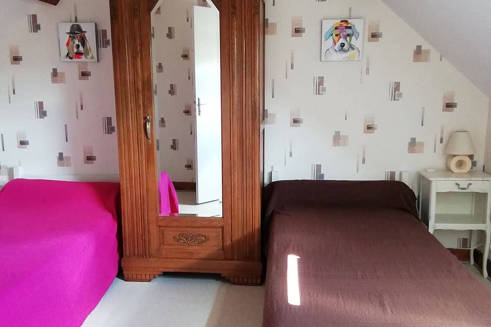 Gîte Confortable à Saint-Hilaire-sur-Benaize avec Jardin Clos et Terrasse in Saint-Hilaire-sur-Benaize, Le Blanc und Umgebung