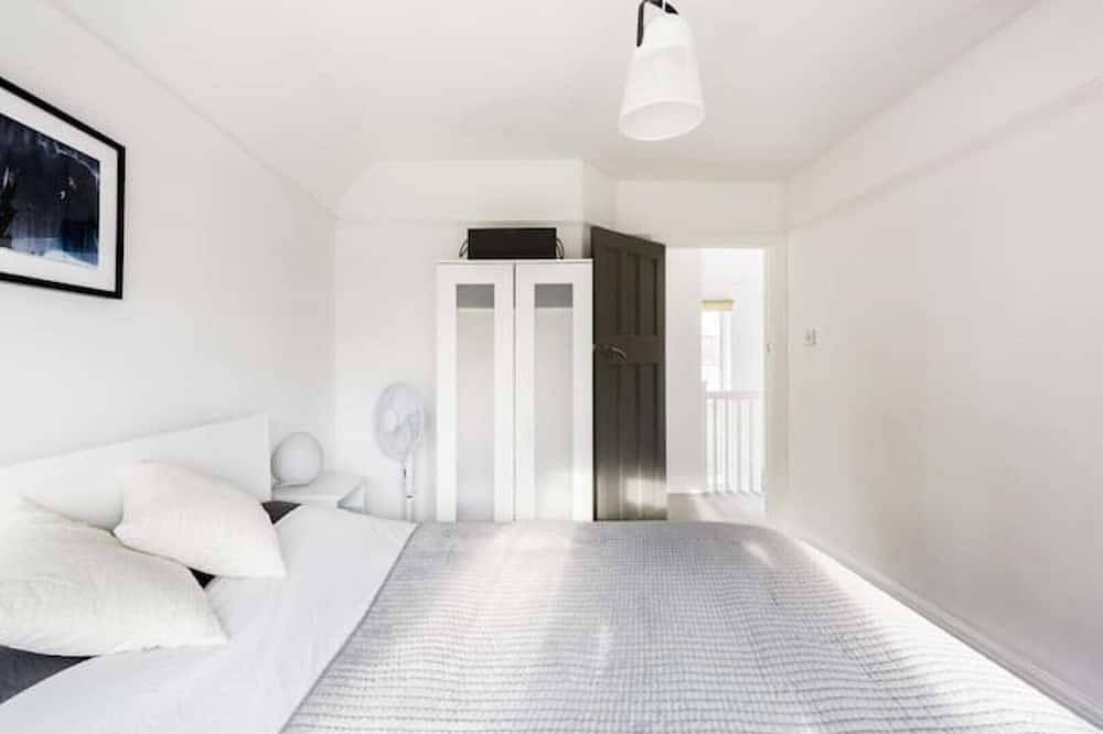 Entire apartment, Clean Cozy & Bright Entire Flat 5min Harry Potter in Watford, Hertfordshire