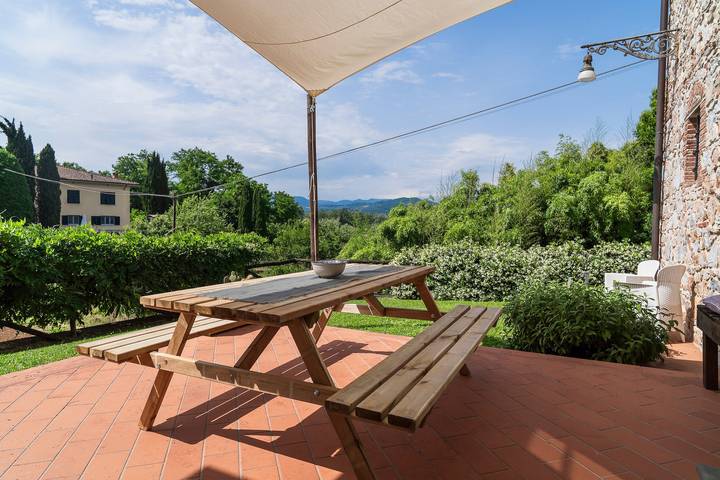 Bij Chica's Huis – Lucca met privéparkeerplaats en buitenruimte in Lucca, Provincie Lucca