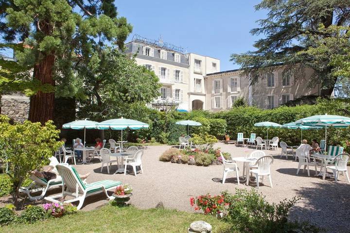 Hôtel pour 4 personnes, avec Terrasse et Jardin