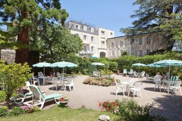 Hôtel pour 4 personnes, avec terrasse et jardin, animaux acceptés à Chamalières