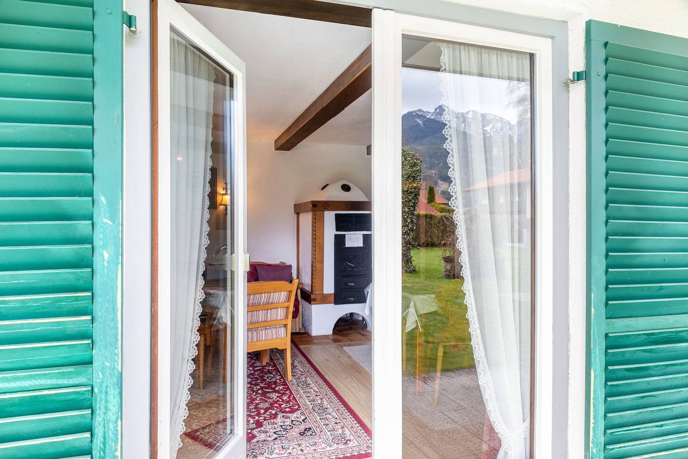 Appartement 'Parterre' met Uitzicht op de Bergen, Privéterras en Wi-Fi, foto 7