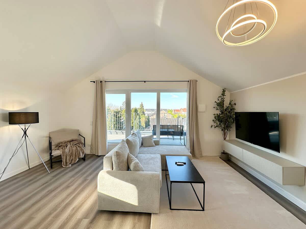 Ganze Ferienwohnung, Ferienwohnung für 3 Personen mit Balkon/Terrasse in Henstedt-Ulzburg, Kreis Segeberg