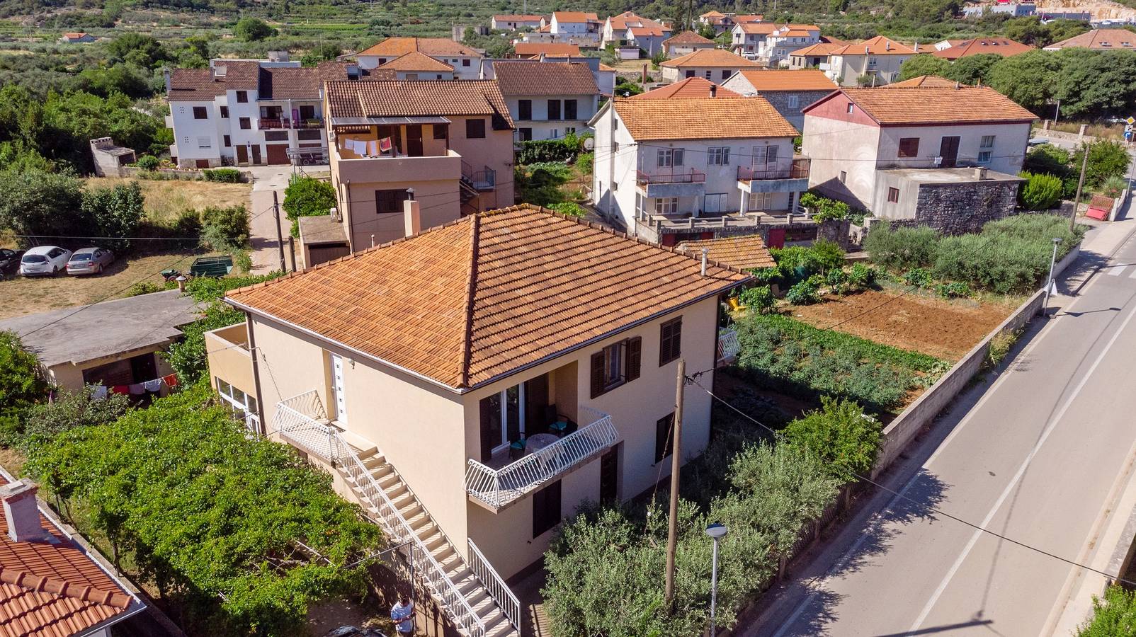 Apartamento entero, Apartamento para dos personas con una terraza Jelsa (Hvar) A-4028-a in Jelsa, Hvar (isla)