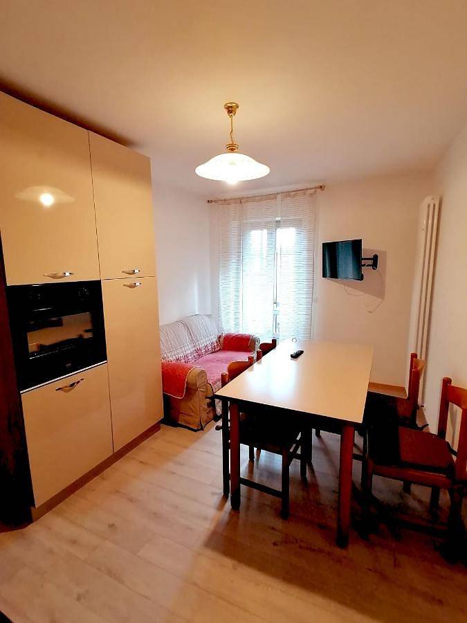 Apartamento inteiro, Two-Bedroom Apartment in Roana, Vicenza (província)