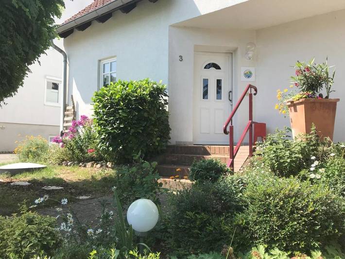 Ferienhaus für 6 Personen, mit Garten und Seeblick sowie Ausblick in Canow - 2