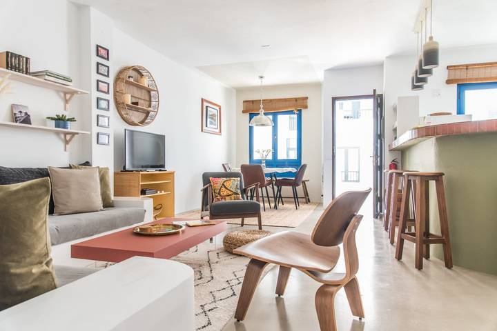 Entire apartment, Sandy Bay Home with roof terrace and sea views in Famara Beach, Teguise