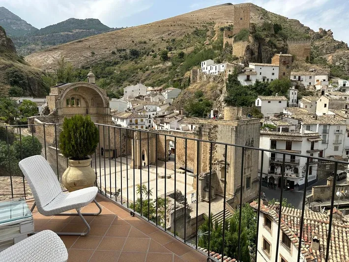 Apartamento de vacaciones para 4 personas, con piscina además de jacuzzi y balcón - 1