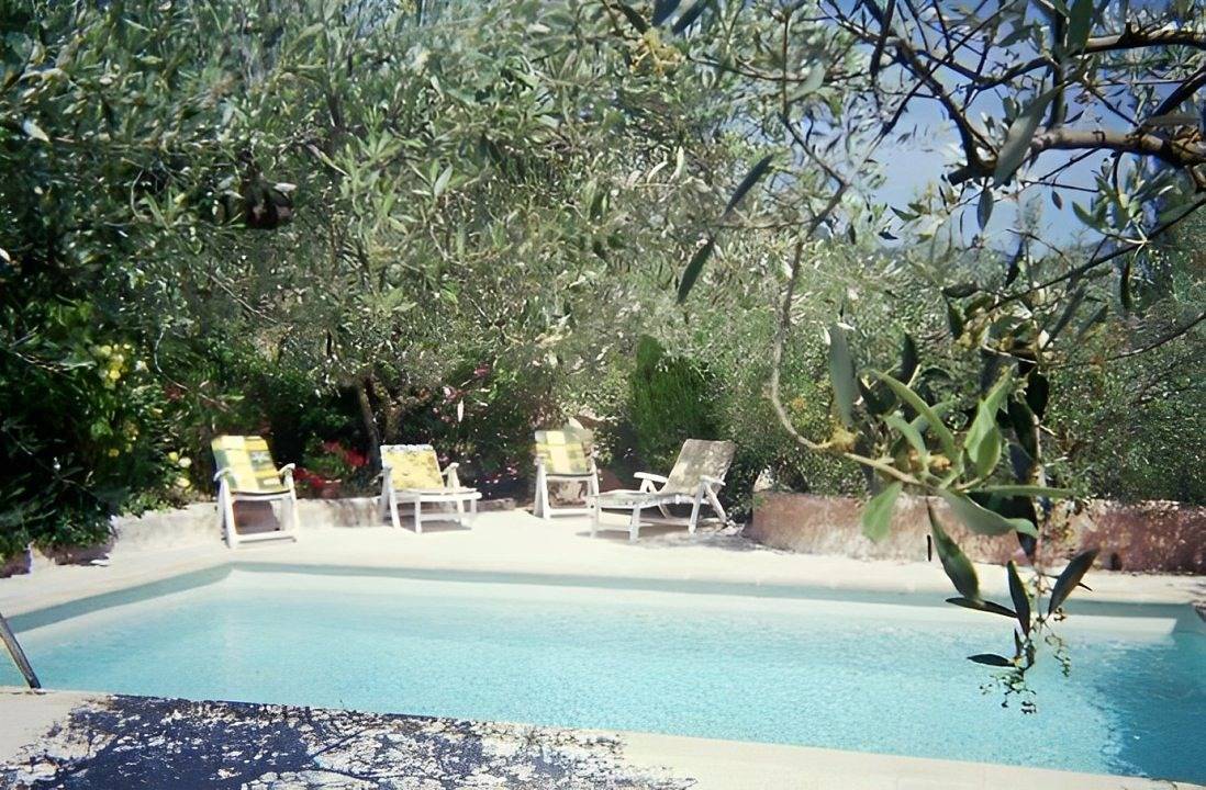 Appartement entier, Appartement dans maison de campagne in La Roche-sur-le-Buis, Région de nyons