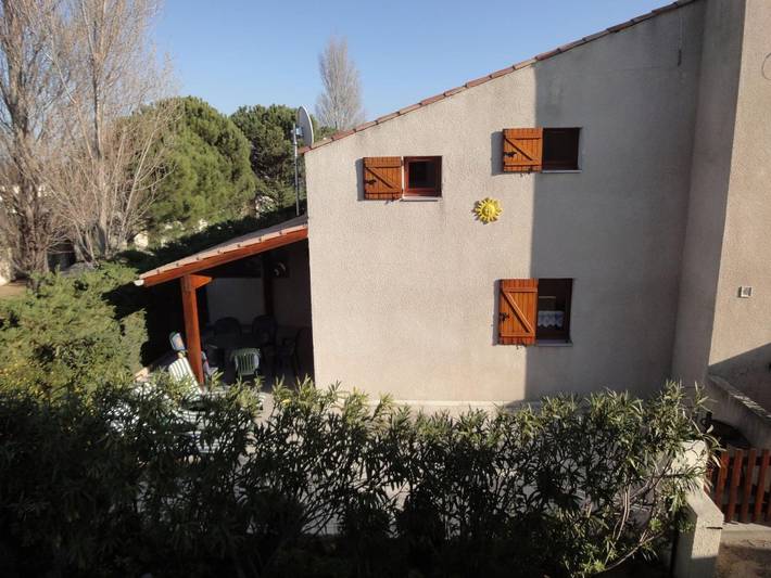 Ferienhaus für 4 Personen, mit Terrasse und Garten sowie Pool in Les Ayguades