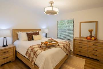 Vacation Rental for 12 Guests in Upper Grand Lagoon, Panama City (Florida), Picture 4