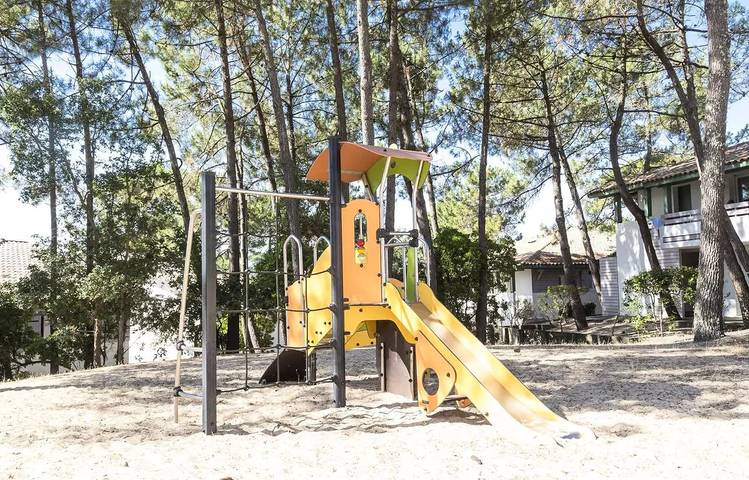 Gîte pour 8 personnes, avec piscine et terrasse dans Moliets-Plage - 4