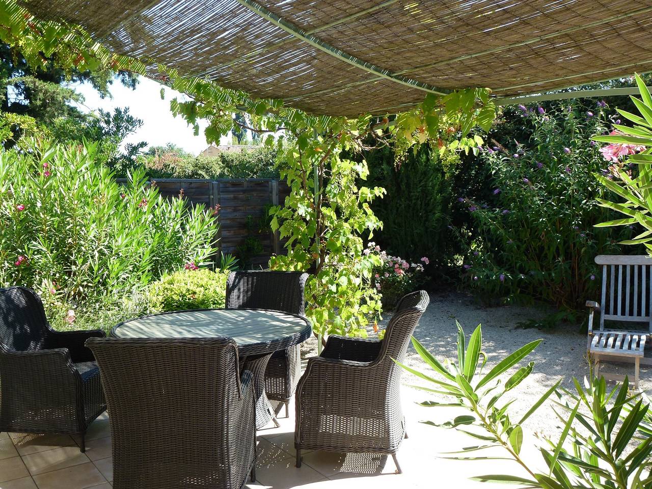 Gîte pour 5 personnes avec piscine in Loriol-du-Comtat, Vaucluse