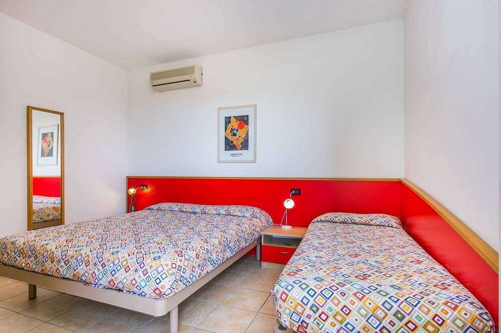 Entire apartment, Robinia/Pinetine by Interhome in Duna Verde, Caorle