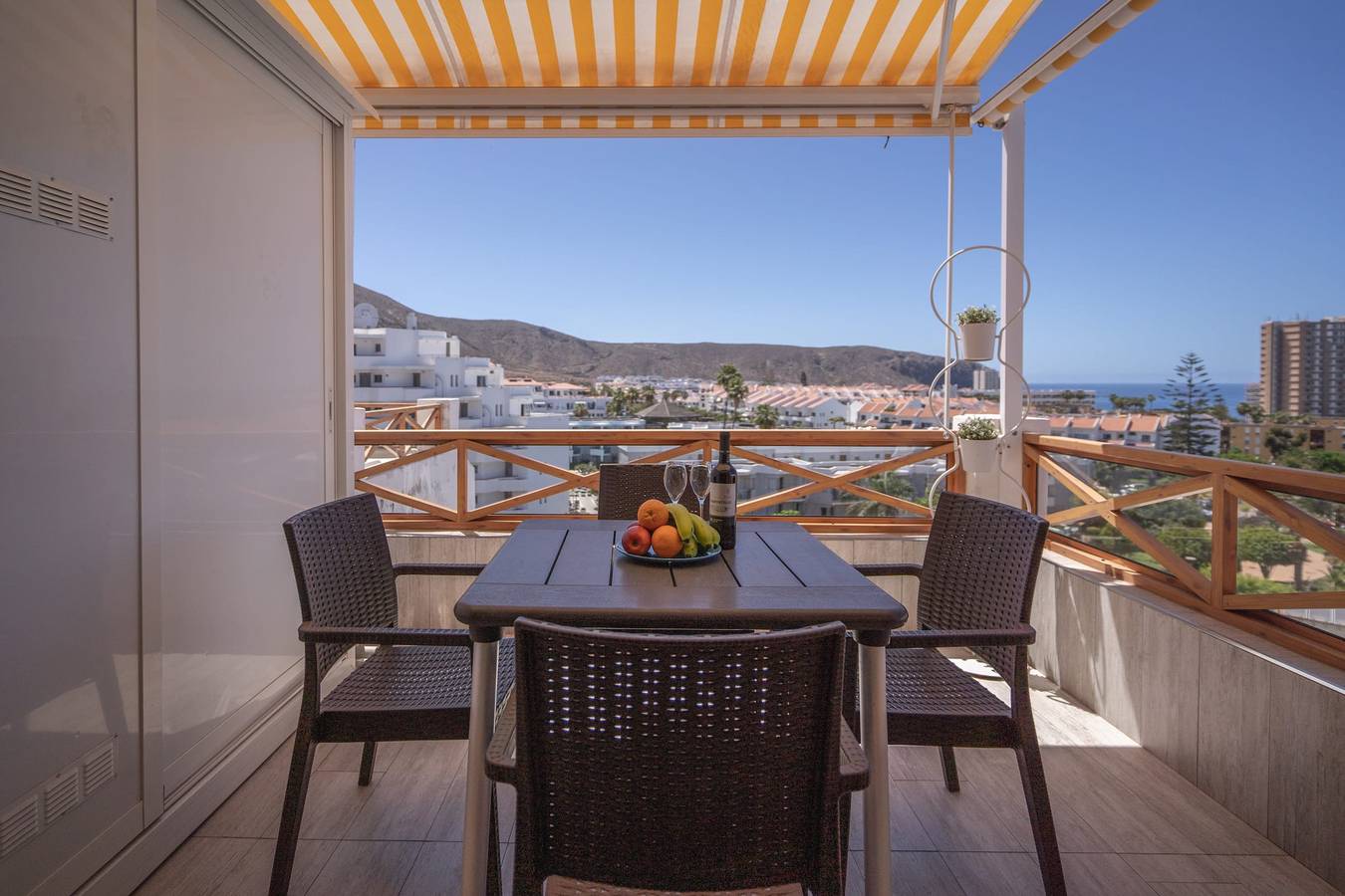 Appartamento intero, Appartamento vacanze per 2 persone con piscina in Los Cristianos, Arona