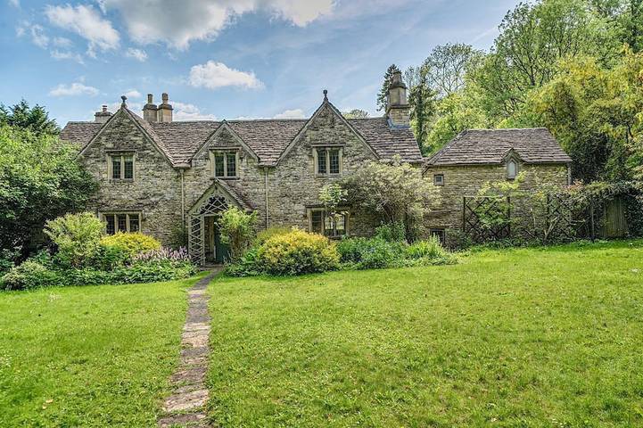Gîte pour 8 personnes, avec Terrasse et Jardin