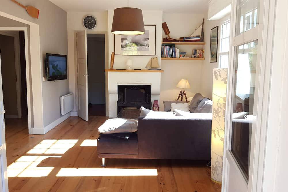 Elegant air-conditioned house Close to beaches and shops Perfect for families in Pyla-sur-Mer, La Teste-de-Buch