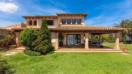 Villa in Pollença, Serra de Tramuntana für 9 