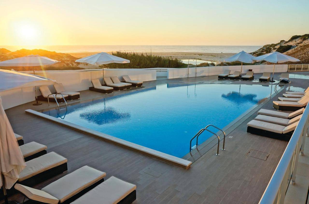 The Beachfront - Praia D'El Rey Golf & Beach Resort in Amoreira, Leiria distrito