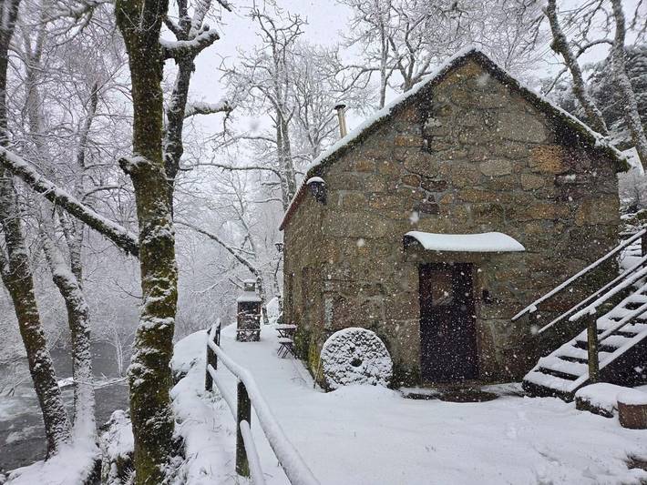 Gîte pour 4 personnes, avec jardin et vue, animaux acceptés à Castro Laboreiro - 3
