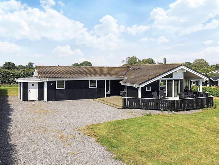 Ferienhaus für 10 Personen, mit Terrasse in Spodsbjerg
