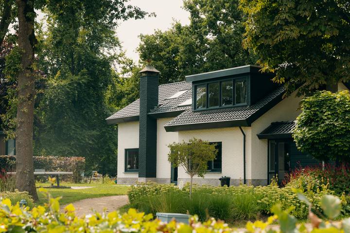 Vakantiehuis voor 26 personen, with Terras and Tuin as well as Kinderzwembad in Barneveld Gemeente