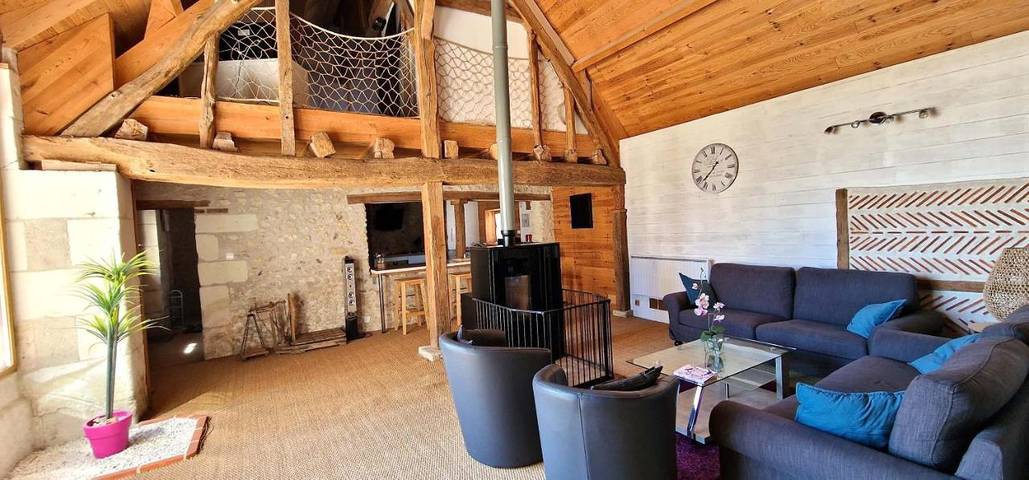 Maison d’hôte pour 7 personnes, avec jardin ainsi que jacuzzi et piscine, adapté aux familles à Mosnes - 3