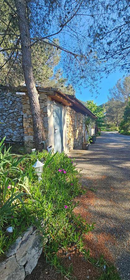 Gîte pour 4 personnes, avec vue et terrasse à Allauch - 2
