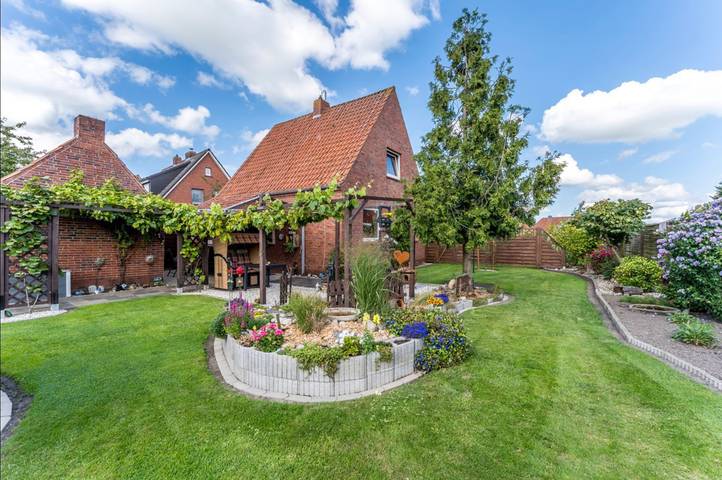 Ferienhaus für 4 Personen, mit Garten und Terrasse in Hinte